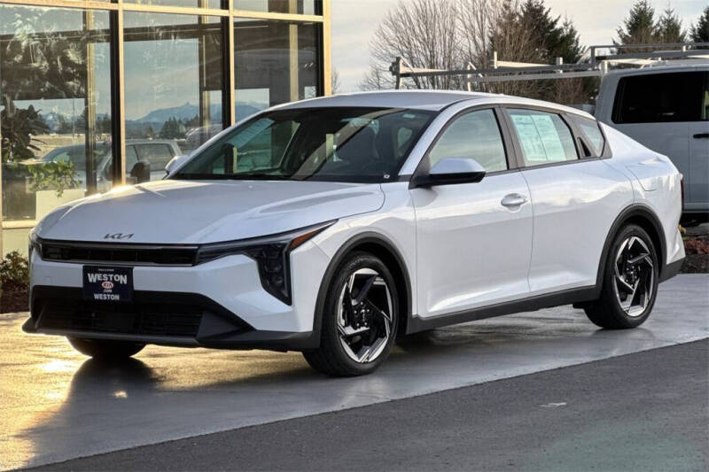 2025 Kia K4 EX