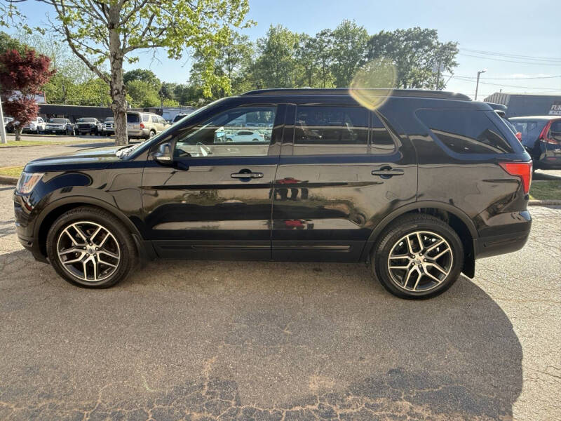 2018 Ford Explorer Sport