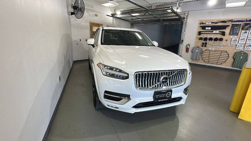2024 Volvo XC90 B5 Plus Bright Theme