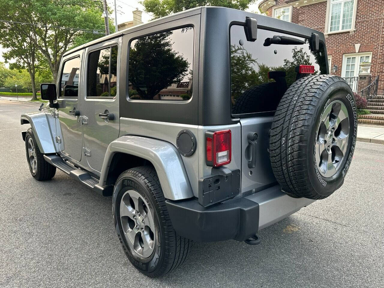 2018 Jeep Wrangler JK Unlimited  - $27,900