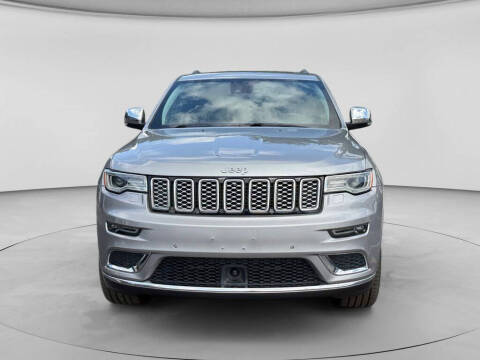 2018 Jeep Grand Cherokee Summit