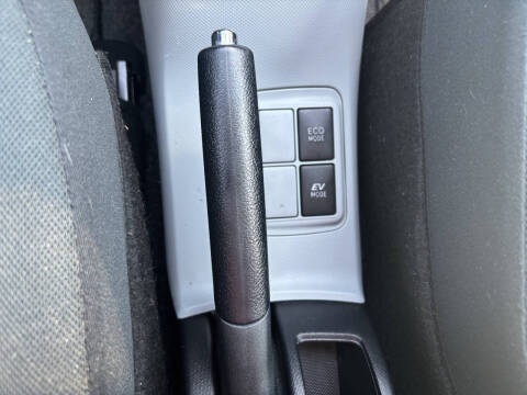 2013 Toyota Prius c Two