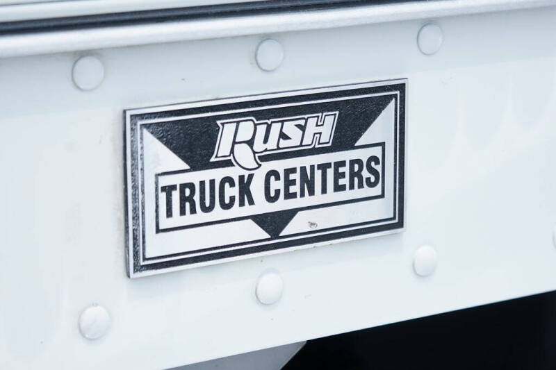2020 Peterbilt 389