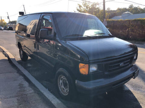 2006 Ford E-Series Cargo for sale at Deleon Mich Auto Sales in Yonkers NY