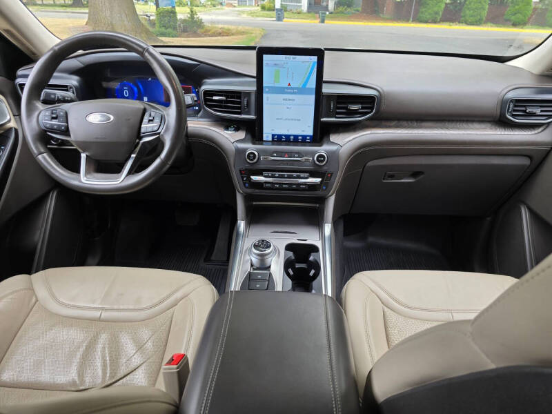 2020 Ford Explorer Platinum