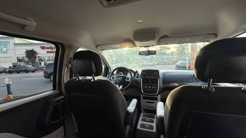 2015 Dodge Grand Caravan SE