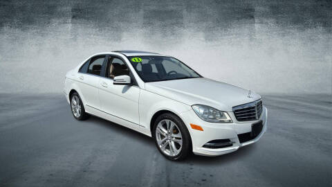 2013 Mercedes-Benz C-Class C 300 Luxury 4MATIC