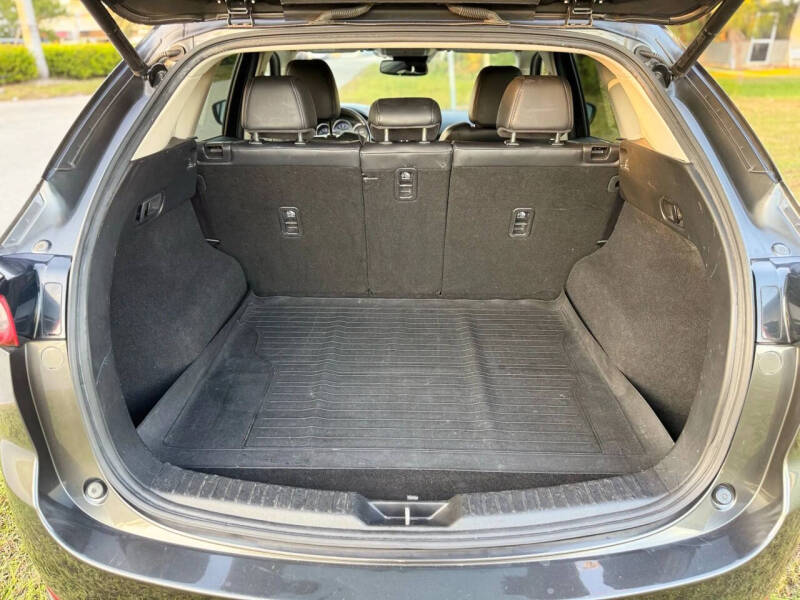 2017 Mazda CX-5 Touring