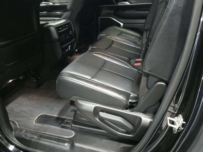 2023 Jeep Wagoneer L Series II