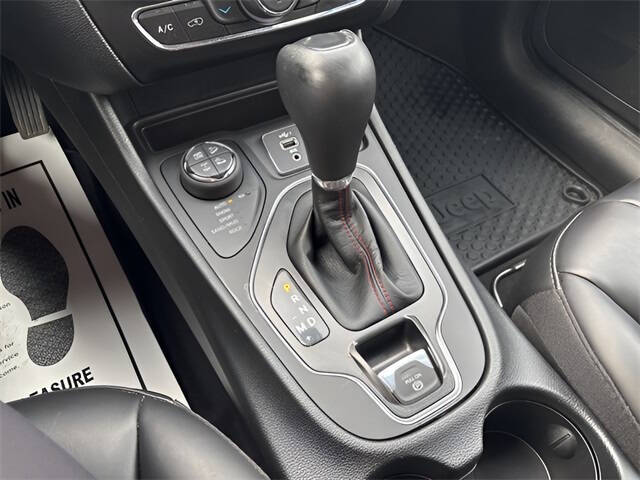 2022 Jeep Cherokee Trailhawk