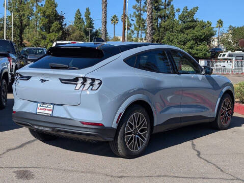 2025 Ford Mustang Mach-E Premium