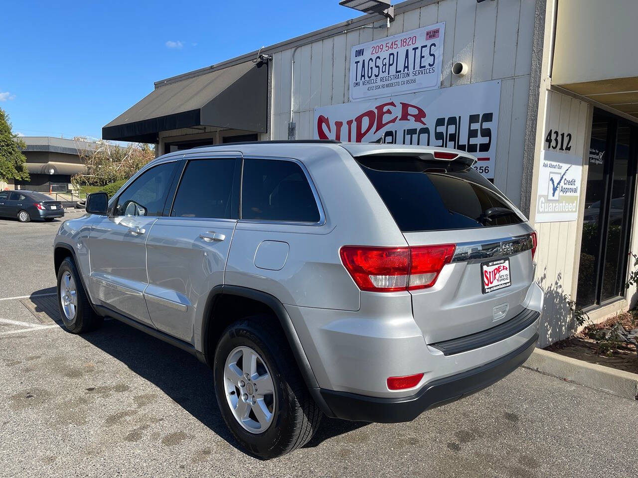 2012 Jeep Grand Cherokee for sale at Super Auto Sales Modesto in Modesto, CA