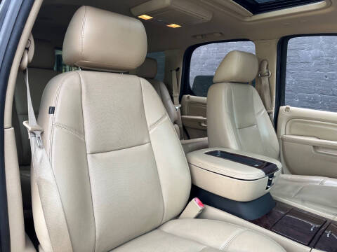 2013 Cadillac Escalade Luxury