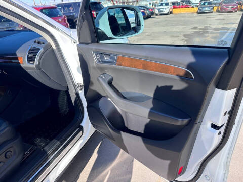 2010 Audi Q5 3.2 quattro Premium Plus