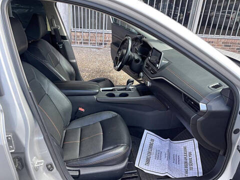 2019 Nissan Altima 2.5 SR