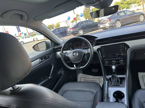 2022 Volkswagen Passat SE