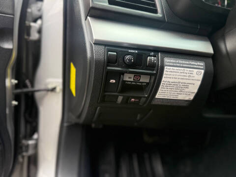 2011 Subaru Outback 2.5i Premium