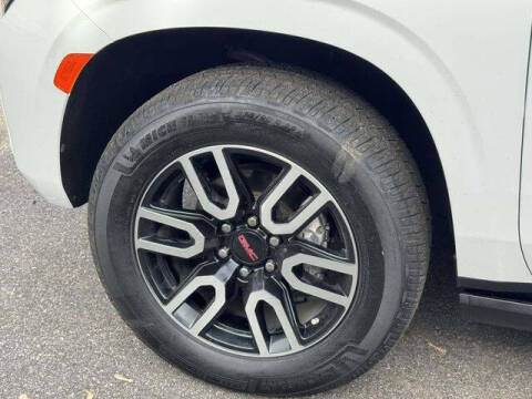2022 GMC Yukon AT4