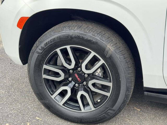 2022 GMC Yukon AT4