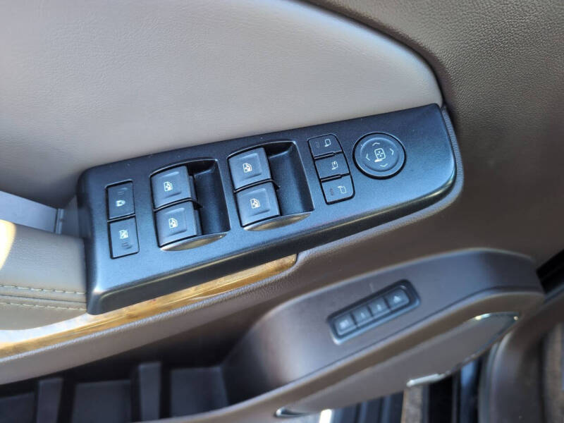 2017 GMC Yukon XL Denali
