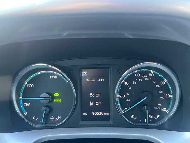 2017 Toyota RAV4 Hybrid XLE