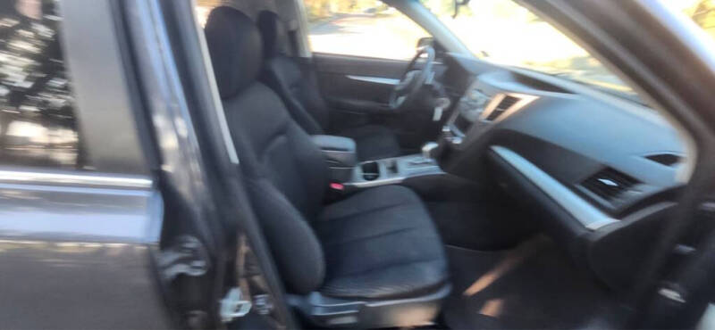 2011 Subaru Outback 2.5i