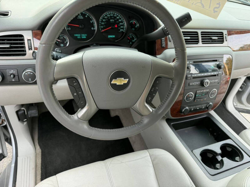 2012 Chevrolet Suburban LT