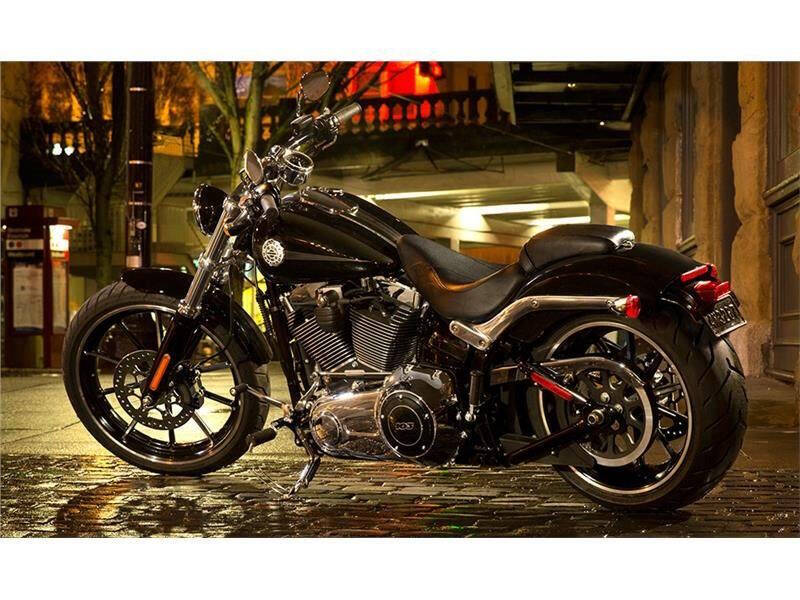2015 Harley-Davidson Breakout