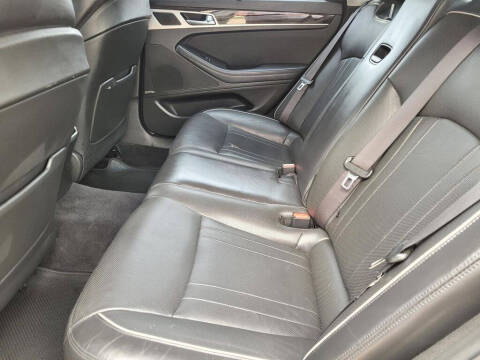 2015 Hyundai Genesis