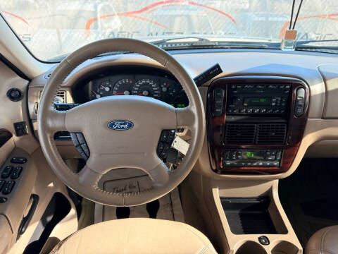 2004 Ford Explorer Limited