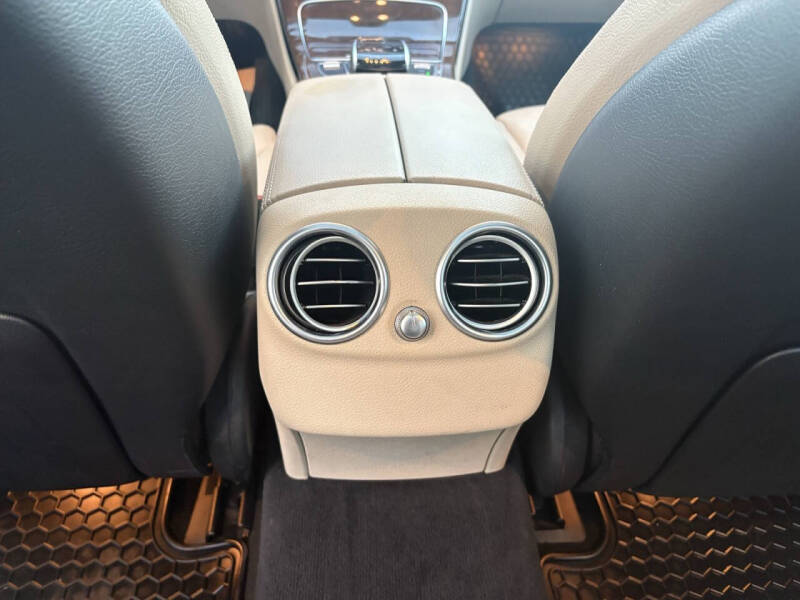 2015 Mercedes-Benz C-Class C 300 4MATIC