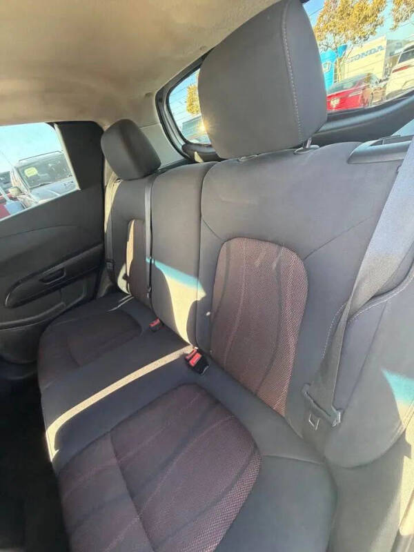2013 Chevrolet Sonic LT Auto
