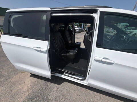 2025 Chrysler Pacifica Limited