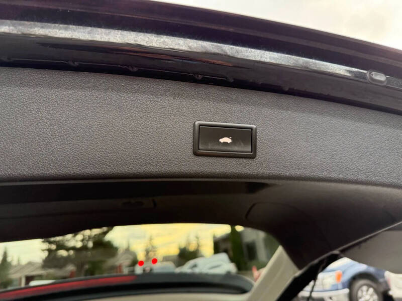 2012 Audi Q5 3.2 quattro Prestige