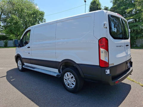 2023 Ford Transit