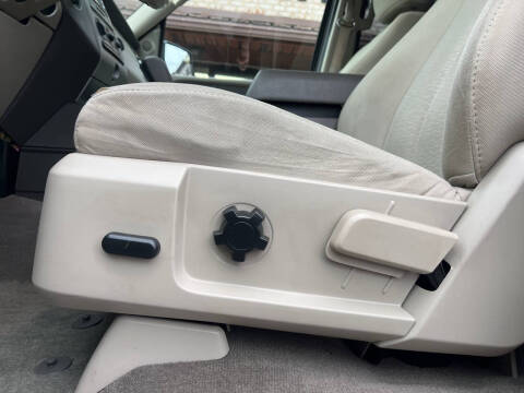 2012 Ford Expedition XLT