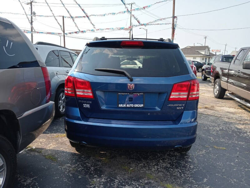 Arak Auto Group Car Dealer in Bourbonnais, IL