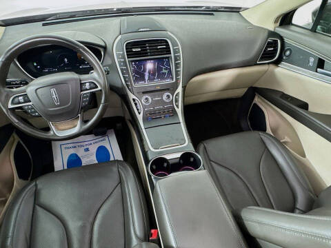 2020 Lincoln Nautilus Reserve