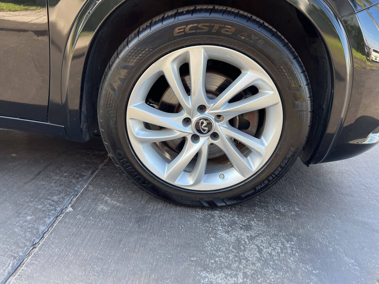 2018 Infiniti QX30  - $16,900