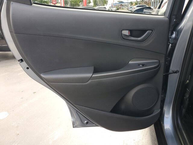 2021 Hyundai Kona SEL Plus