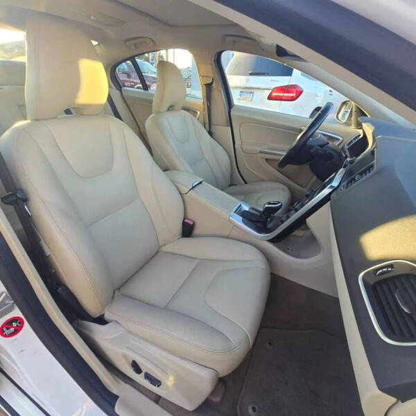 2015 Volvo S60 T5 Premier