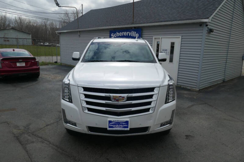 2016 Cadillac Escalade Luxury Collection