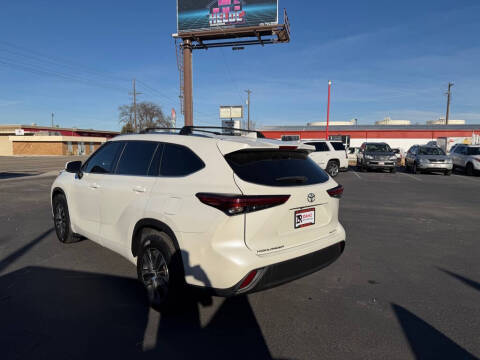 2020 Toyota Highlander XLE