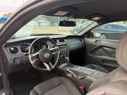 2014 Ford Mustang V6