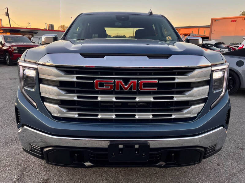 Used 2024 GMC Sierra 1500 SLE with VIN 1GTPUBEK3RZ342687 for sale in Garland, TX