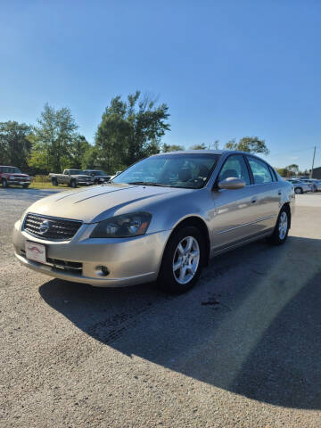 2006 Nissan Altima for sale at WESTSIDE GARAGE LLC in Keokuk IA