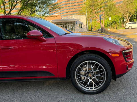 2016 Porsche Macan S
