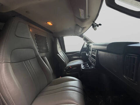 2020 Chevrolet Express 2500