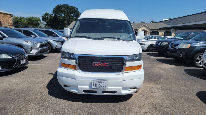 2021 GMC Savana 2500