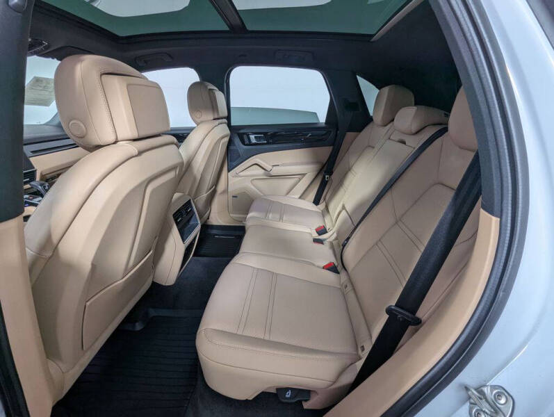 2022 Porsche Cayenne
